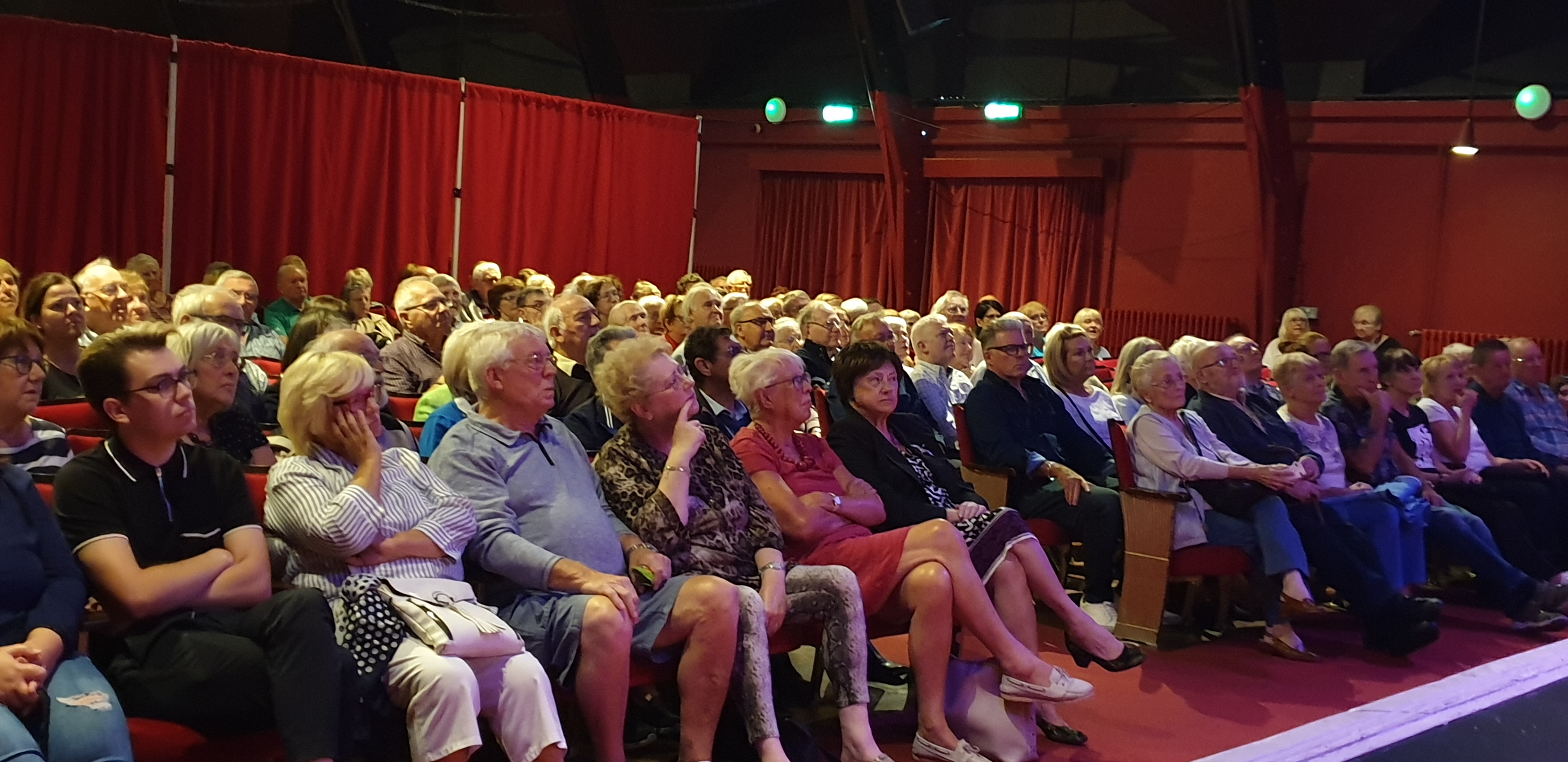 The very attentive Gladstone Theatre audience fascinated by Ken’s remarkable stories.